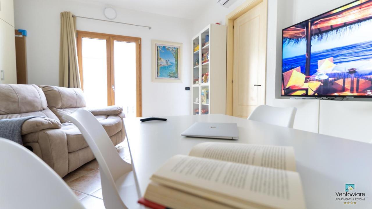 Residence Il Vento E Il Mare Palau Ngoại thất bức ảnh